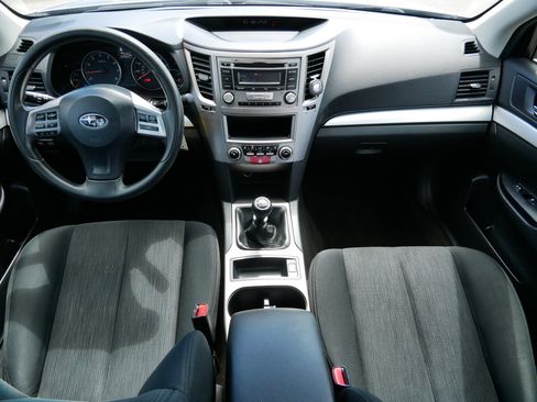 Used 2013 Subaru Outback 2.5i AWD/4WD image 10