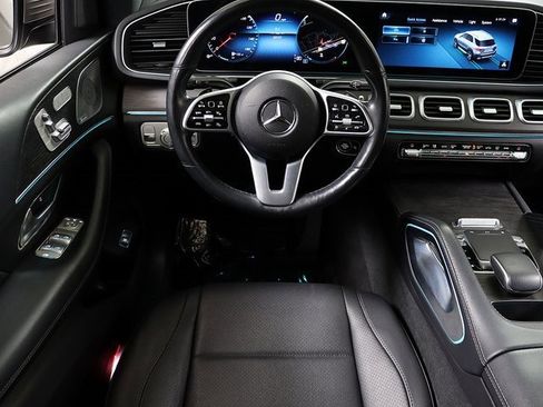 Used 2020 Mercedes-Benz GLE 350 4MATIC image 3