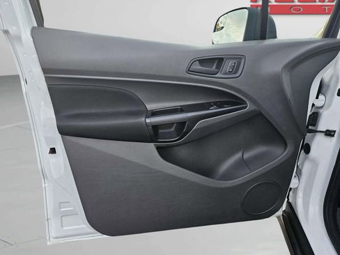Used 2020 Ford Transit Connect XL image 21