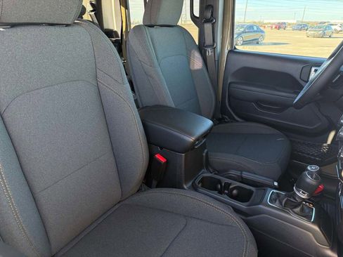 New 2026 Jeep Gladiator Sport image 21