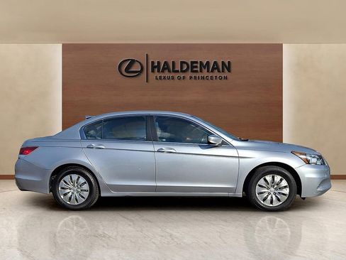 Used 2012 Honda Accord LX image 8