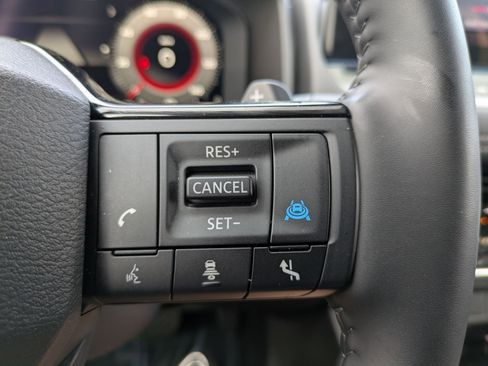 Certified 2025 Nissan Rogue SL w/ Tech Package AWD/4WD image 18