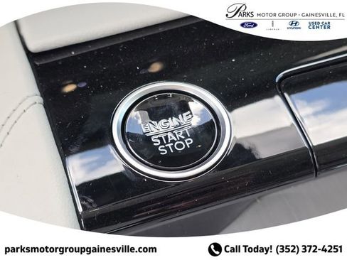New 2025 Lincoln Navigator Reserve AWD/4WD image 31