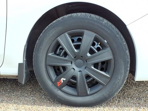 Used 2019 Subaru Impreza 2.0i w/ Eyesight AWD/4WD image 10