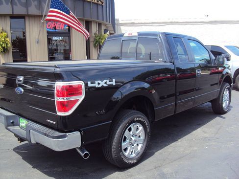 Used 2014 Ford F150 XLT w/ XLT Chrome Package AWD/4WD image 5