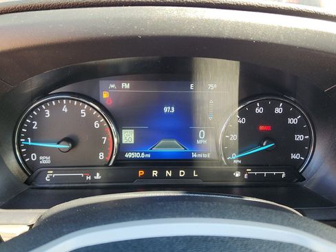 Used 2023 Ford Explorer Limited image 16