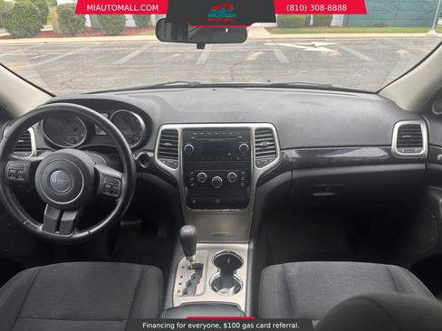 Used 2012 Jeep Grand Cherokee Laredo AWD/4WD image 10