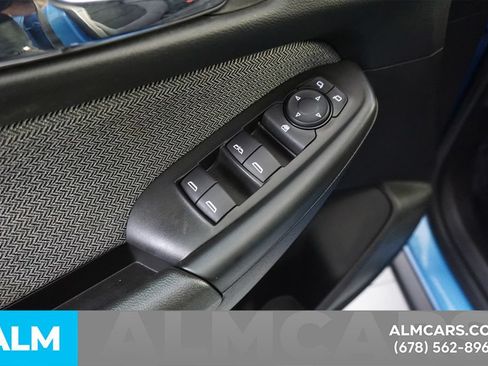 Used 2025 Chevrolet TrailBlazer LT AWD/4WD image 47