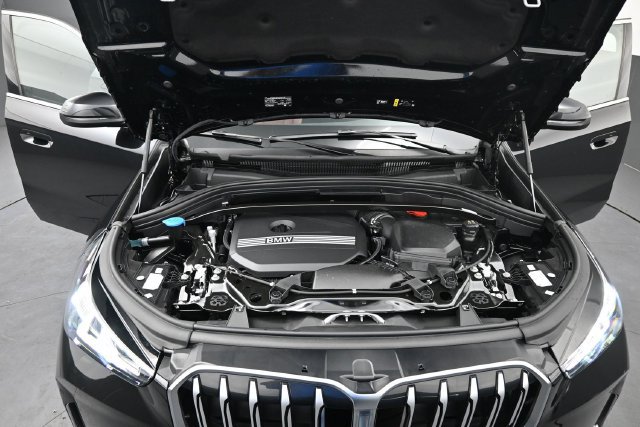 Used 2026 BMW X1 xDrive28i AWD/4WD image 21