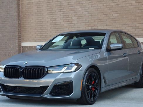 Used 2023 BMW 540i xDrive w/ M Sport Package AWD/4WD image 5