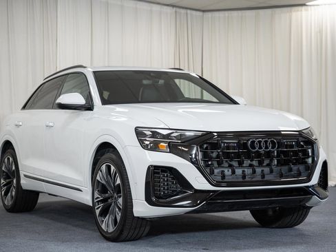 Used 2025 Audi Q8 Premium Plus AWD/4WD image 1