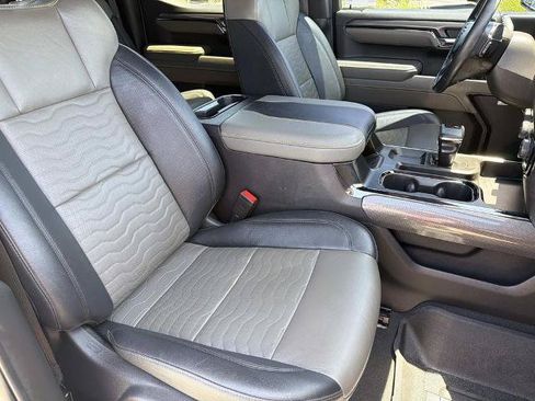 Used 2023 Chevrolet Silverado 1500 ZR2 w/ Technology Package AWD/4WD image 26