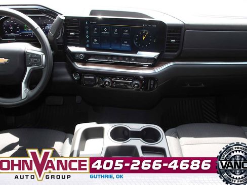 Used 2025 Chevrolet Silverado 2500 LT w/ Convenience Package AWD/4WD image 28