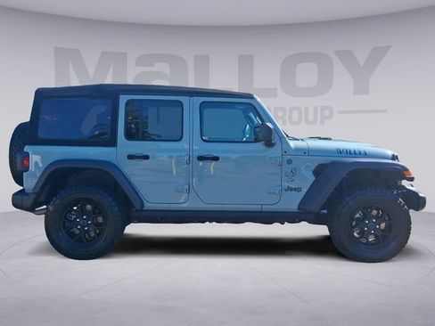 Used 2024 Jeep Wrangler Unlimited AWD/4WD image 6