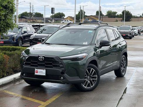 Certified 2026 Toyota Corolla Cross XLE FWD image 2