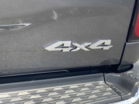 Used 2025 RAM 2500 Big Horn AWD/4WD image 6