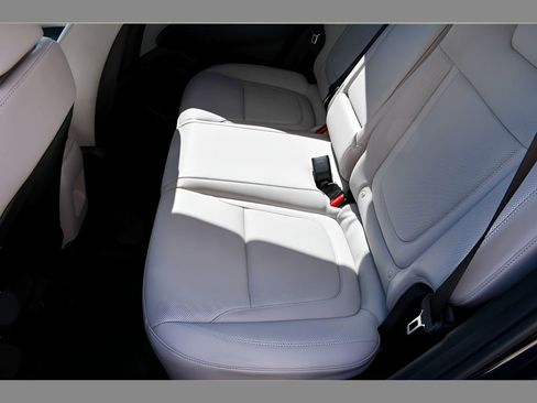Used 2025 Hyundai Tucson Limited AWD/4WD image 16