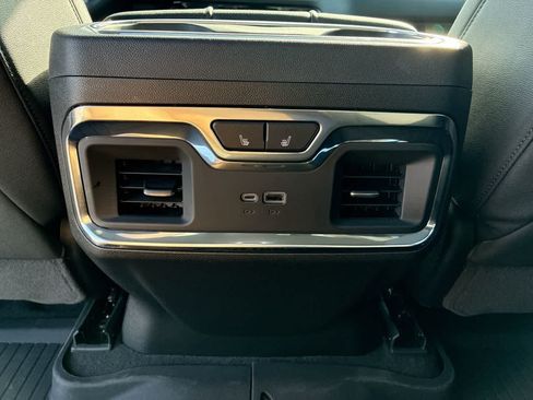 Used 2025 Chevrolet Silverado 1500 LTZ w/ LTZ Premium Package AWD/4WD image 22