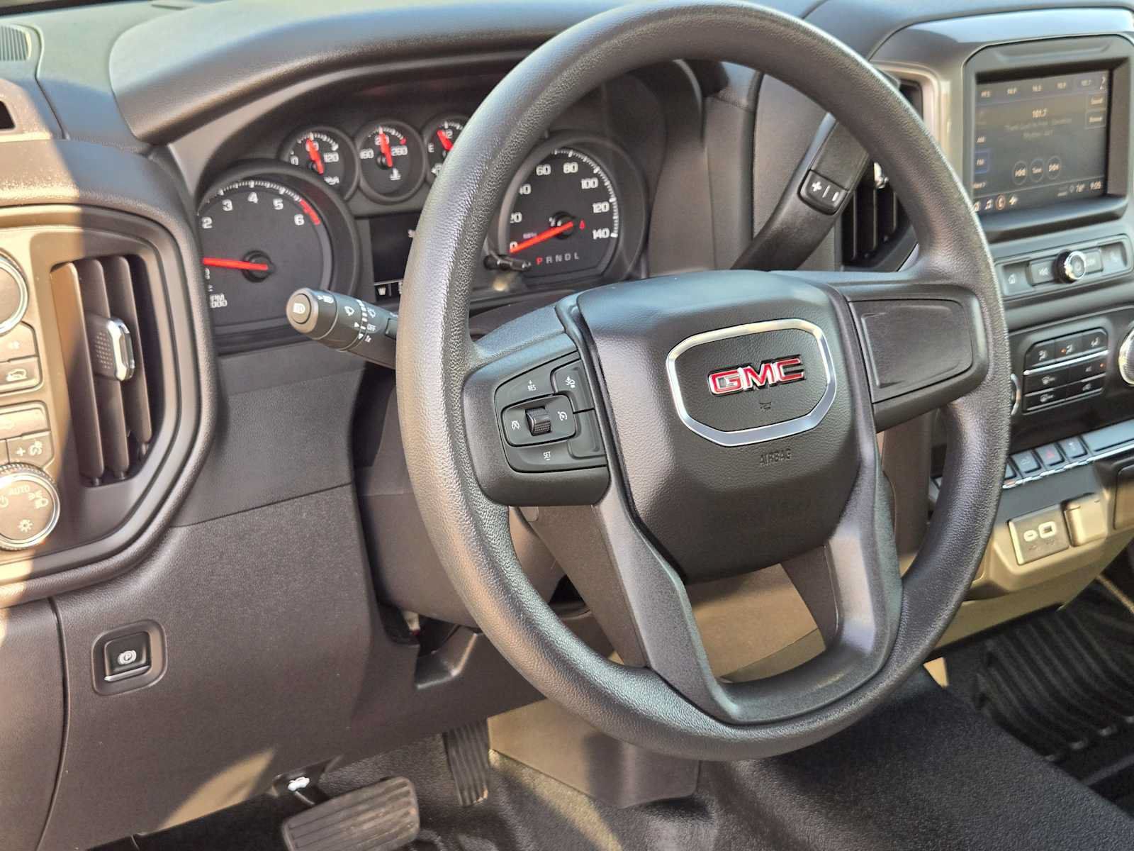Certified 2025 GMC Sierra 1500 Pro w/ Pro Value Package AWD/4WD image 25