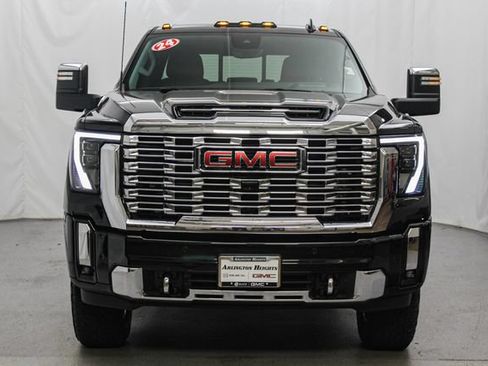 Certified 2024 GMC Sierra 3500 Denali w/ Technology Package AWD/4WD image 4