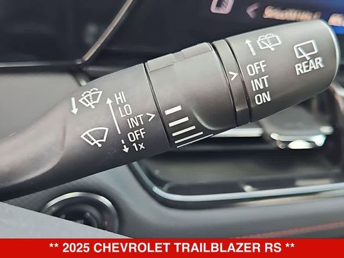 Used 2025 Chevrolet TrailBlazer RS w/ Convenience Package FWD image 26