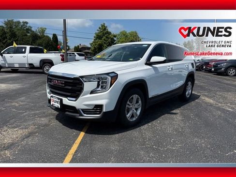 Used 2024 GMC Terrain SLE FWD image 8