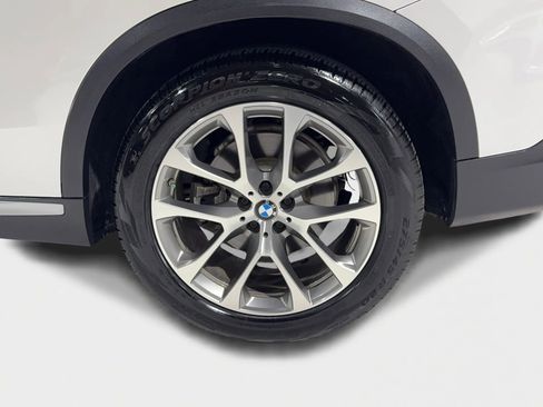 Used 2019 BMW X5 xDrive40i w/ Convenience Package image 42