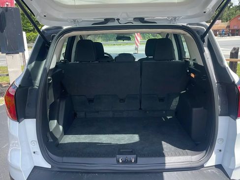 Used 2019 Ford Escape S FWD image 21