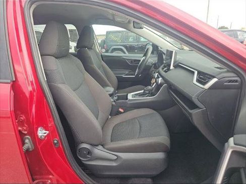 Used 2025 Toyota RAV4 LE FWD image 18