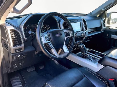 Certified 2019 Ford F150 Lariat w/ Equipment Group 502A Luxury image 14