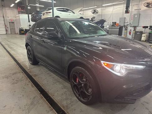 Used 2023 Alfa Romeo Stelvio Quadrifoglio w/ Active Assist Plus Package image 24