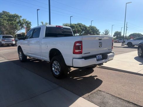 Used 2024 RAM 2500 Laramie AWD/4WD image 7