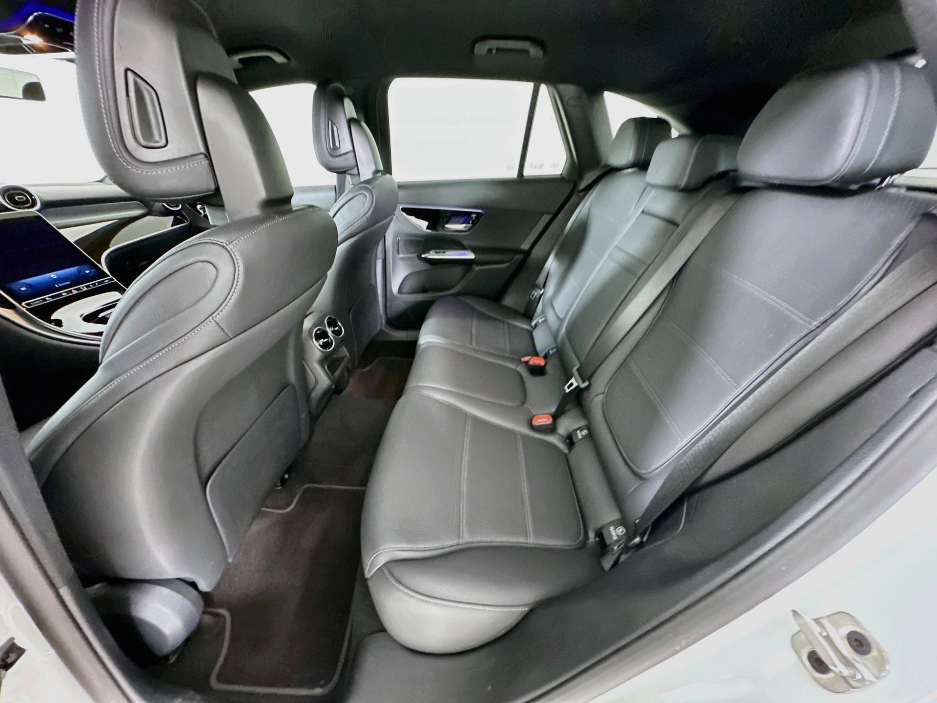 Certified 2026 Mercedes-Benz GLC 300 image 24