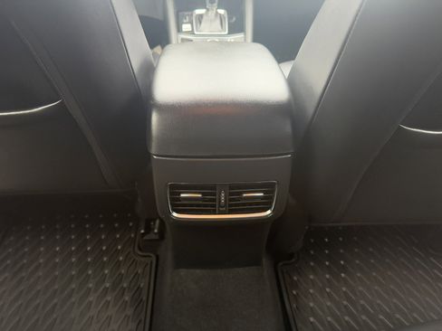 Used 2018 MAZDA CX-5 Touring w/ Preferred Equipment Package image 39