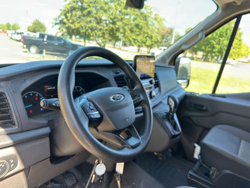 Used 2021 Ford Transit 250 148 High Roof Extended w/ Parcel Delivery Package RWD image 17