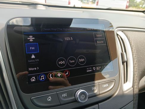 Used 2025 Chevrolet Malibu LT FWD image 25
