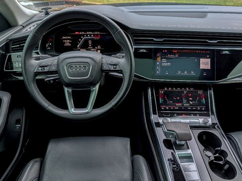Used 2024 Audi Q8 Prestige AWD/4WD image 25