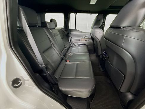 Used 2024 Lexus GX 550 w/ Accessory Package (31) AWD/4WD image 29