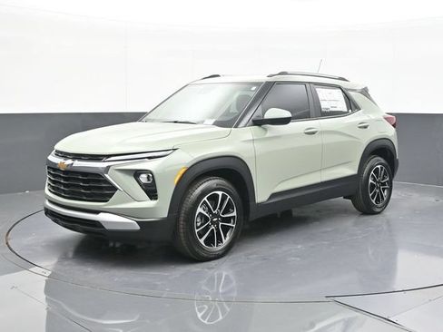 New 2026 Chevrolet TrailBlazer LT w/ Convenience Package FWD image 4