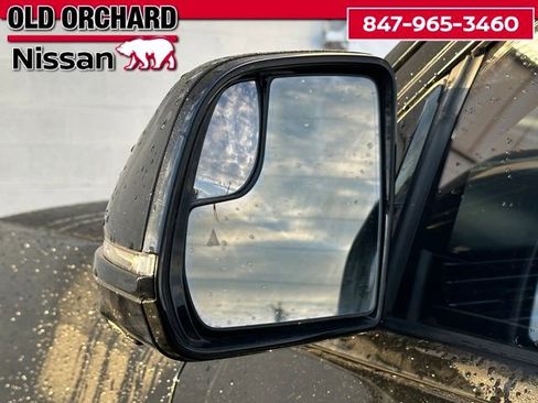 Used 2023 Jeep Grand Wagoneer Series II image 8