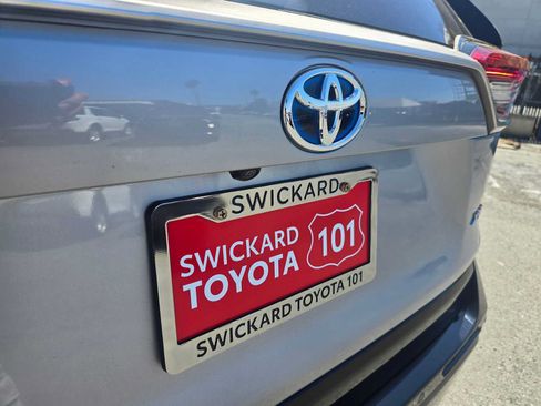 Used 2023 Toyota RAV4 XSE w/ Premium Package AWD/4WD image 13
