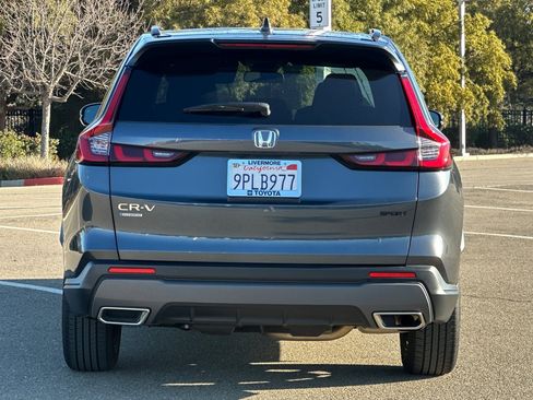 Used 2025 Honda CR-V Sport image 5