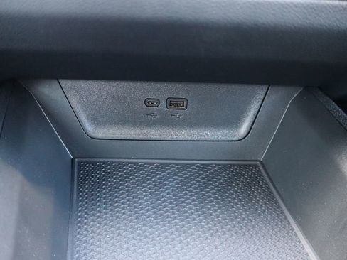 New 2026 Chevrolet Equinox LT AWD/4WD image 18