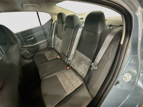 Used 2025 Nissan Sentra SR FWD image 27