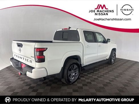 New 2026 Nissan Frontier SV w/ SV Convenience Package AWD/4WD image 9