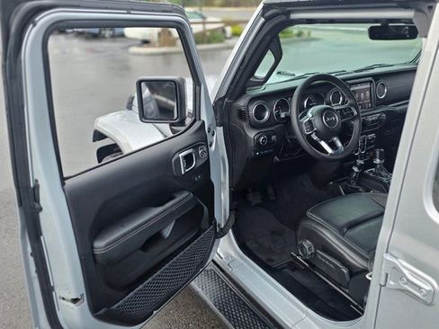 Used 2023 Jeep Wrangler Sahara 4xe image 34