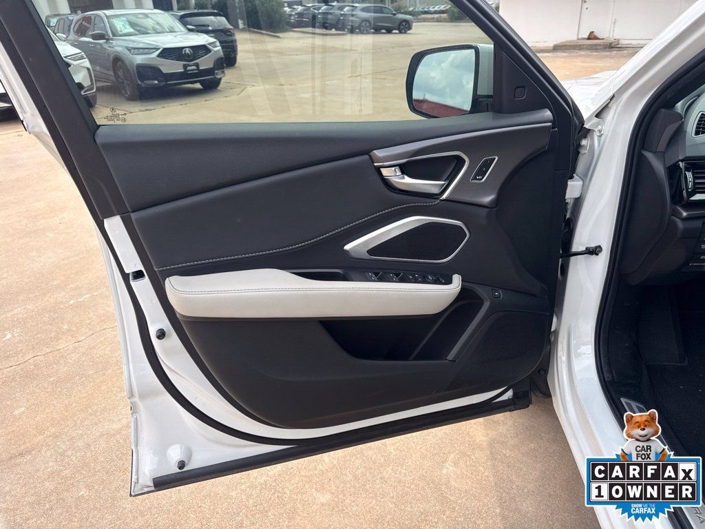 Used 2026 Acura RDX SH-AWD image 10