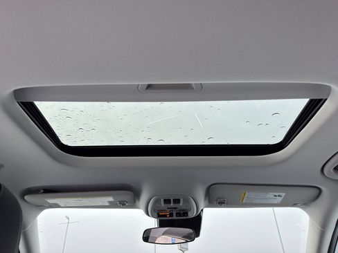 New 2026 Chevrolet Trax LT w/ Sunroof Package image 21