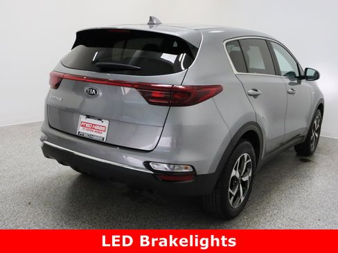 Used 2021 Kia Sportage LX image 7