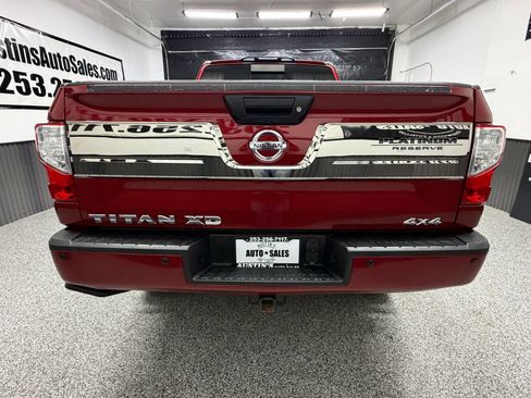 Used 2017 Nissan Titan Platinum Reserve AWD/4WD image 4